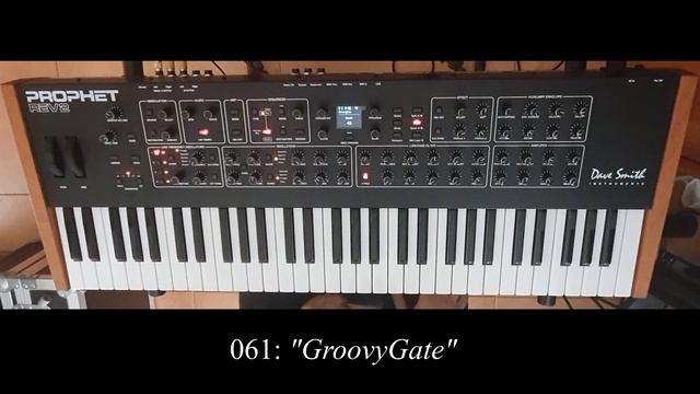 DSI Sequential Prophet Rev2 - No talking demo of all the internal Factory Banks sequences - Part 1/ смотреть онлайн