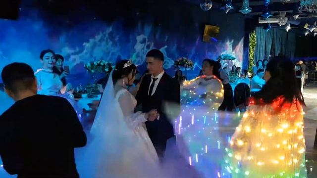 танец молодожёнов смотреть онлайн