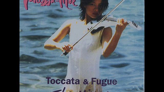 VANESSA MAE - Toccata and Fugue in D minor смотреть онлайн