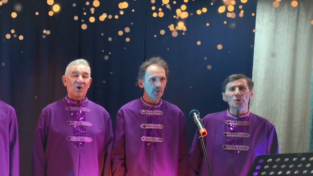 ВОКАЛЬНАЯ ГРУППА МУНИЦИПАЛЬНОГО МУЖСКОГО ХОРА - МАРУСЯ смотреть онлайн