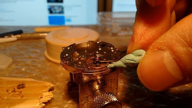 Poljot 3133 Movement - Balance Wheel Endshake