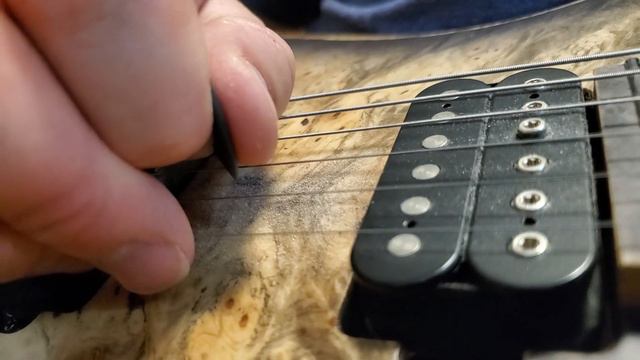 Pinch Harmonics Tutorial - Unleash Your Inner Guitar Hero смотреть онлайн