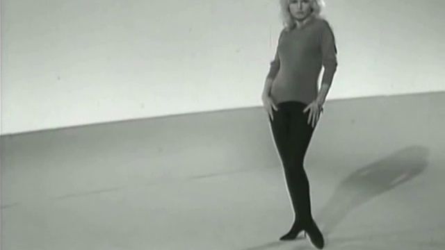Brigitte Bardot - Invitango смотреть онлайн