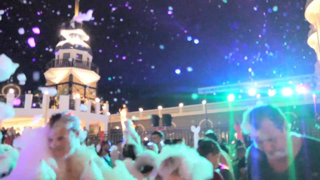 Пенная вечеринка в Haydarpasha Palace 5*!!!!! Море креветок на ужин!!!!