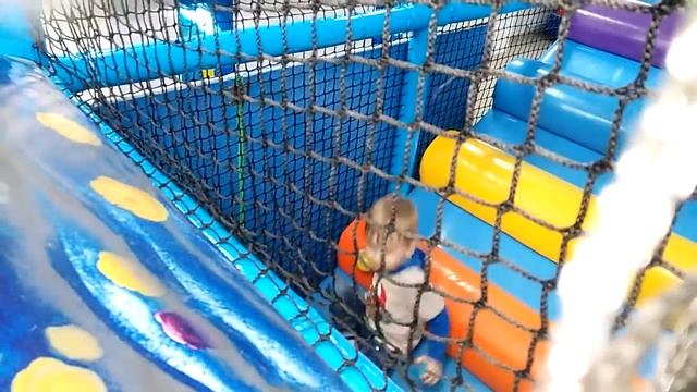 РАЗВЛЕКАТЕЛЬНЫЙ ЦЕНТР лабиринт Бобруйск Entertainment center Bobruisk смотреть онлайн