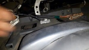 Небольшой ремонт!))) Toyota замена реле поворотов)