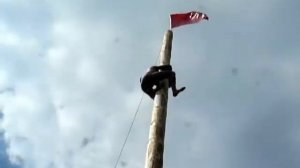 Сабантуй-2012. Лазание на столб.