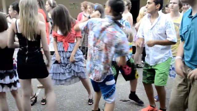 Дискотека в лагере ФТК Юниум в стиле стиляги Часть 2 смотреть онлайн