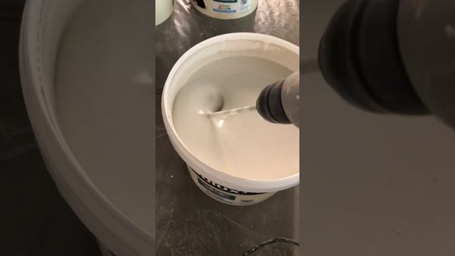 Краска для стен и потолков Dulux Classic Colour BW цвет белый 9 л смотреть онлайн