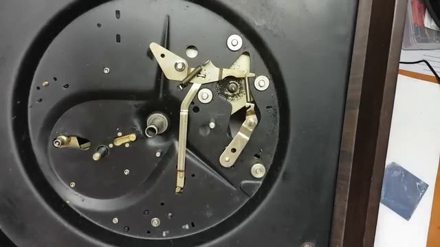 Fuçando um antigo toca discos GARRARD Model 1000 смотреть онлайн