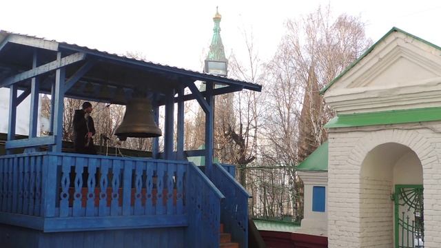 ILYE - Колокольный звон. Звонница Успенского кафедрального собора. Яранск смотреть онлайн