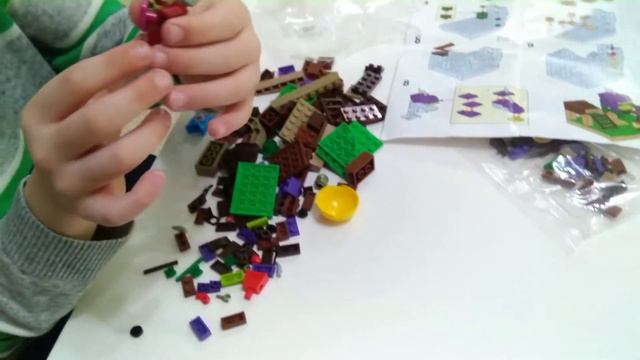 Лего набор Растения против зомби. Lego plants vs zombi. смотреть онлайн