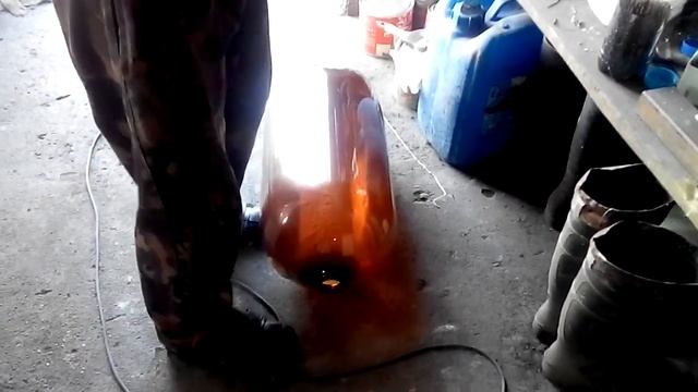 Открыли кегу, а там сюрприз.