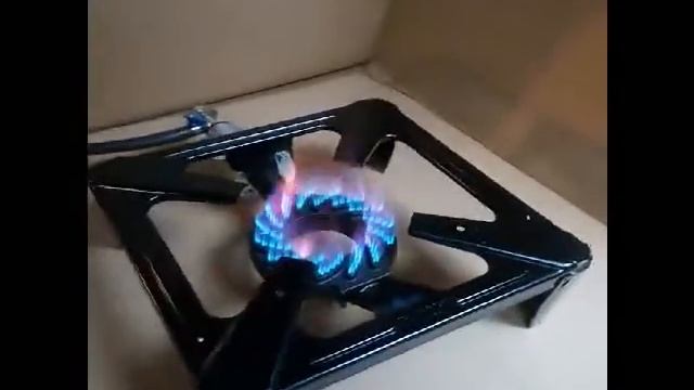 Газовые горелки чугун высокой мощности Для садовой походной кухни смотреть онлайн
