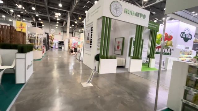 Цветочная выставка в КрокусЭкспо, 2023г смотреть онлайн