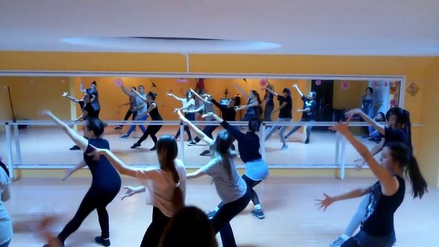 (Miky's Dance Class ) SNSD- Lion Heart смотреть онлайн