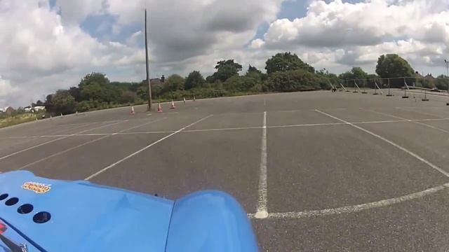 Minis at the Isle of Wight Car Club event at BAE Systems 13.07.14 смотреть онлайн