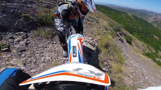 #LiveEnduro Поворот не туда. Эндуро по крыму. Орталан - Ай-серез. Судак-таш. смотреть онлайн