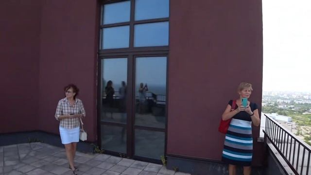 На террасе в ЖК "Атлант-Сити". Великолепный вид на Волгу и левобережье. смотреть онлайн