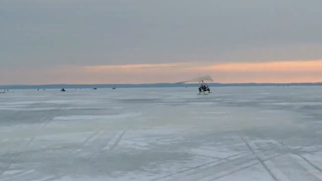 Дельтаплан на базе загородного отдыха Волынь смотреть онлайн