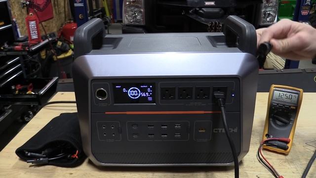 Finally An Affordable UPS & 2,000-Watt LiFePo4 Power Source Solar Generator смотреть онлайн