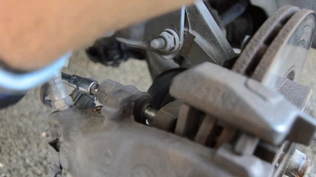 ✅ Fiat Bravo - Brake Pads Replacement смотреть онлайн