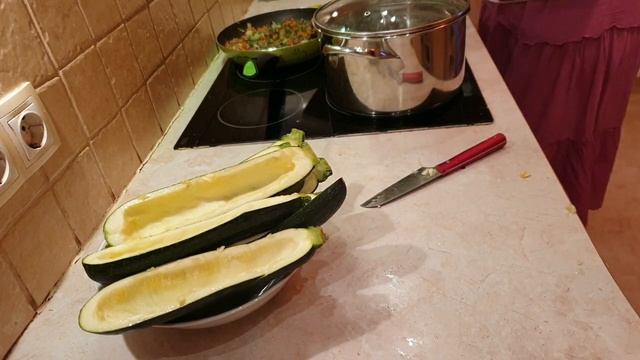 Кабачки запеченные в духовке с сыром.Самый вкусный рецепт!Быстро вкусно и полезно!Бюджетный рецепт смотреть онлайн