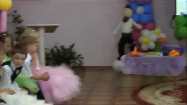 2014 г выпускной 7 группа ДНЗ№15 "Дельфин" пгт.Ковшаровка смотреть онлайн