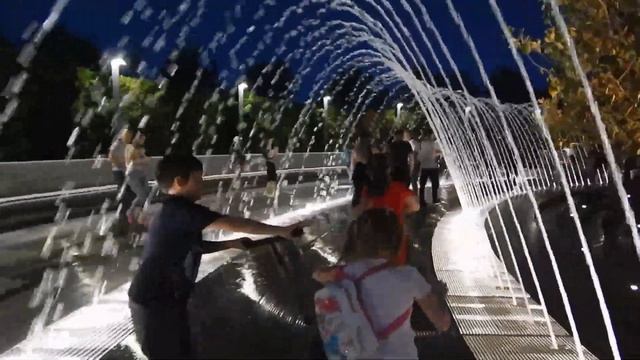 ВЛОГ Райское место в Краснодаре|Новинки в Парке Галицкого июнь 2020 смотреть онлайн