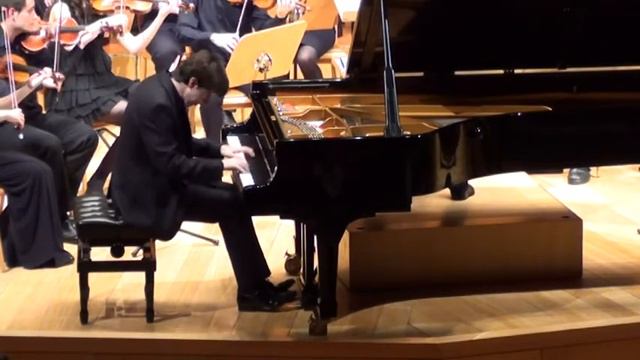 Mario Mora - Piano Concerto Op. 16, E. Grieg. Allegro molto Moderato смотреть онлайн