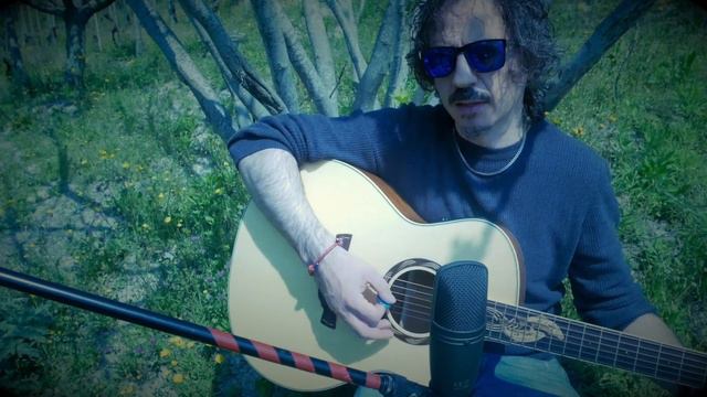 Elderly woman behind the counter in a small town - Pearl Jam (cover) - The Scarlet studio sessions смотреть онлайн