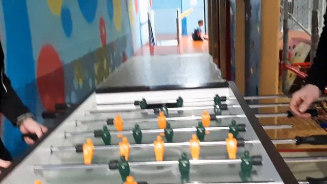 Воскресный день в парке семейного отдыха "Мистерия" в Гомеле.👨👩👧👧 Хорошо провели время. 💣 смотреть онлайн