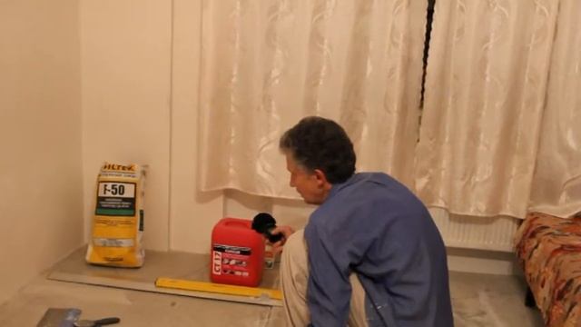 Как сделать стяжку пола в квартире по маякам