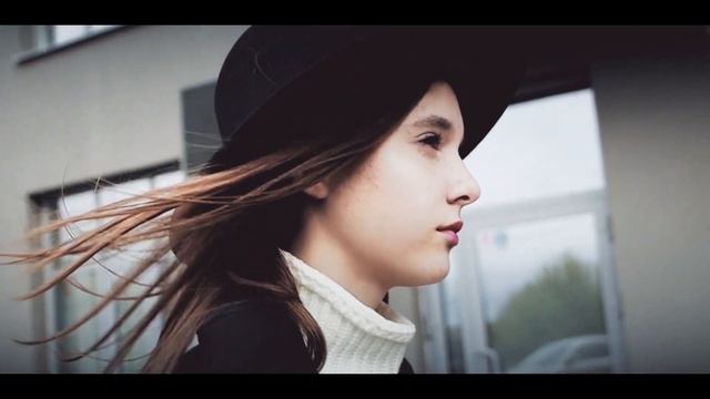 Твой свет внутри меня Модель Алёна Шардакова Видеооператор Видеомонтаж Алексей Денисов смотреть онлайн