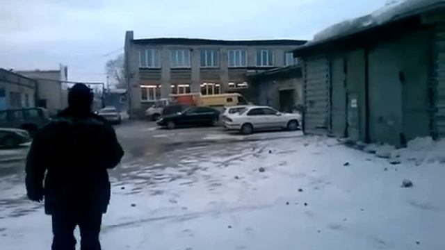 Крыша против ветра Жесть смотреть онлайн