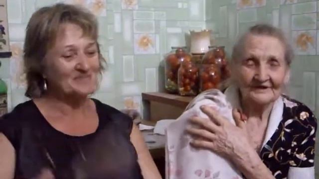 "Под окном широким" - песни моей мамуни Таисии. смотреть онлайн