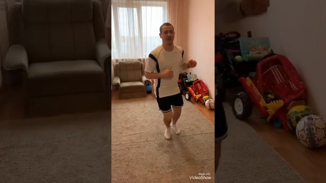 Видео-тренировка для детей. Координация ног. смотреть онлайн