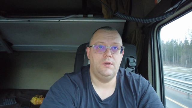Гружусь колесными парами в Адлер. Треснул колесный диск на рулевой оси ((((( смотреть онлайн