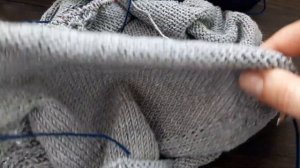Как снять петли рукава на бросовую нить. Подрезы