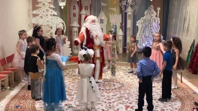 Новогодний утренник. Старшая группа «Колокольчики» смотреть онлайн