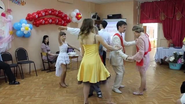 танец выпускников в коррекционной школе смотреть онлайн