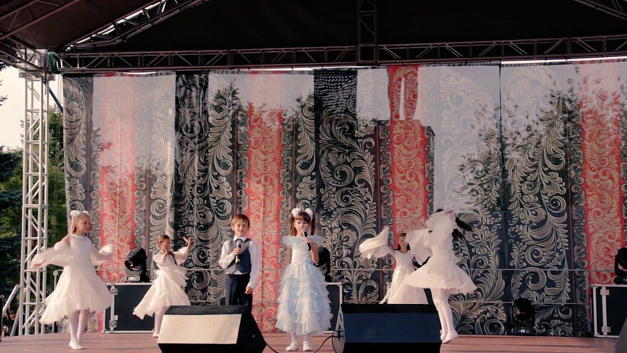 Аист на крыше смотреть онлайн