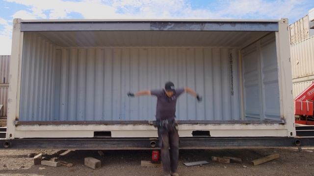 Connecting Two Shipping Containers Together? How To Cut Out The Walls of Conex Boxes/Sea Cans смотреть онлайн