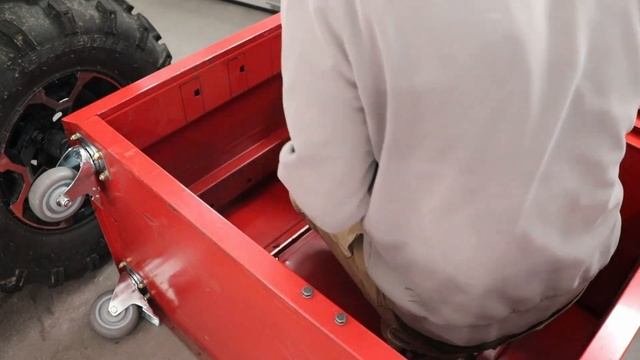 Free Red Tool Box смотреть онлайн