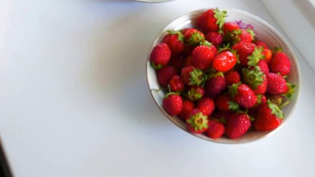 КЛУБНИКА/МАРШАЛ/АЗИЯ/БЕЛЛА смотреть онлайн