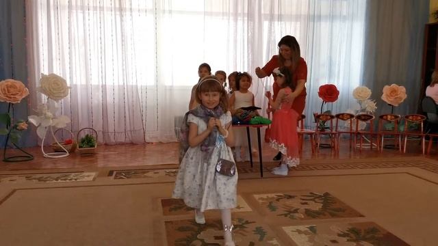 10.Горница 2021. Праздник 8 марта смотреть онлайн