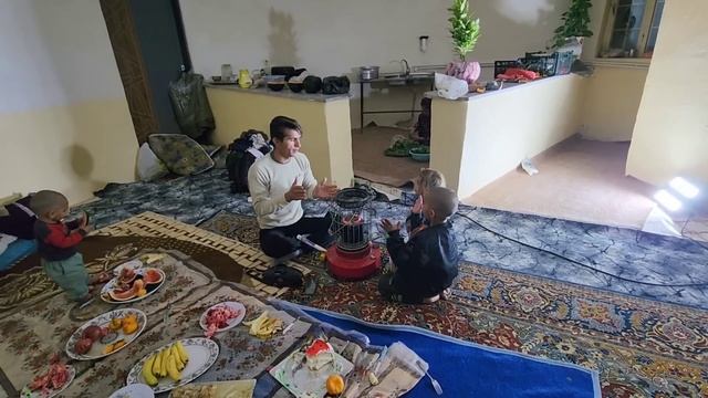 Life in a nomadic castle: from buying flowers to collecting a nomadic tent смотреть онлайн