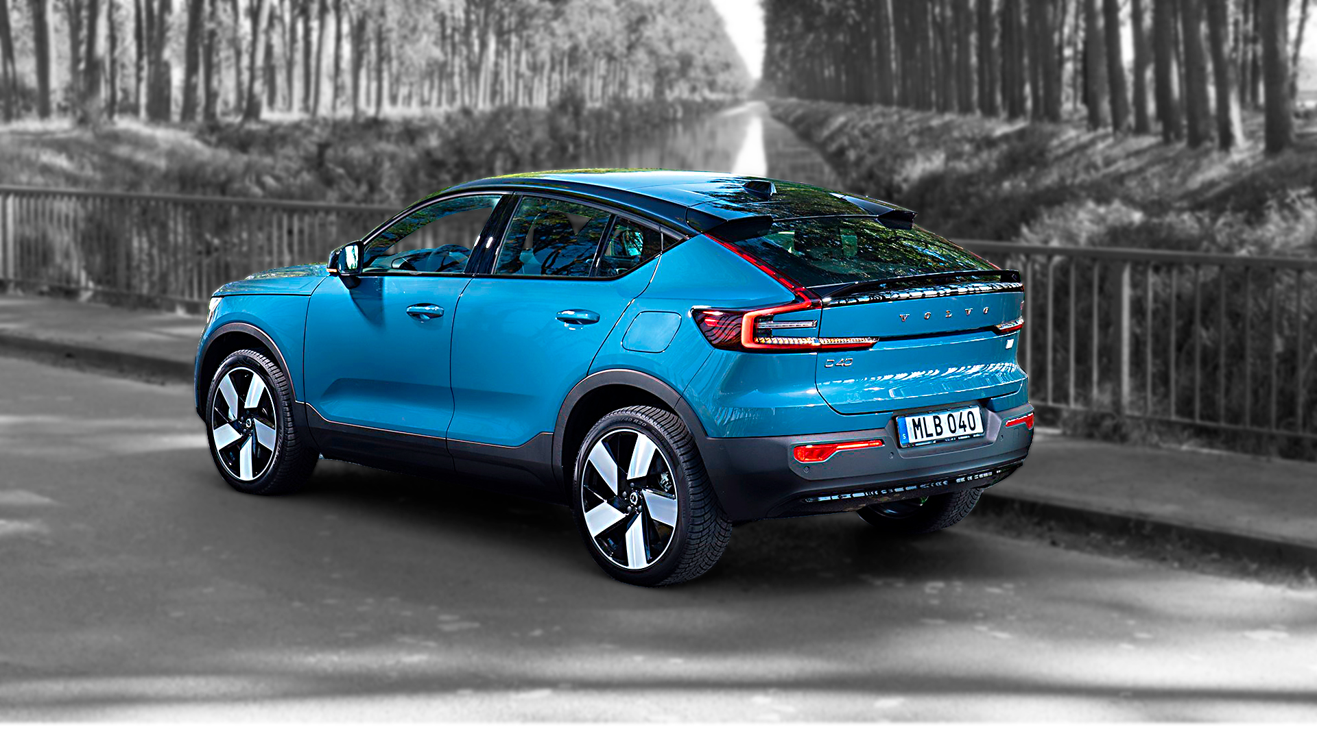 ?2022 Volvo C40 Recharge -Первый взгляд, Интерьер, Экстерьер. смотреть онлайн