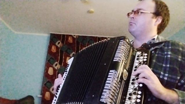 Косари всё скосили, а так жаль... смотреть онлайн