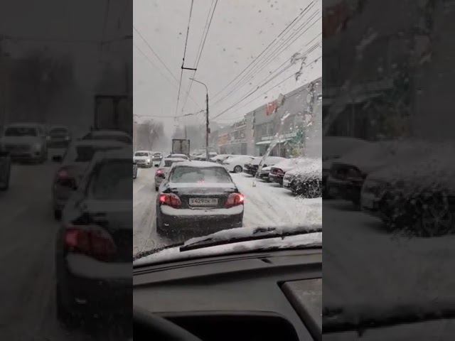 Снежный коллапс в Воронеже. Работа на газели по городу. Грузоперевозки. смотреть онлайн